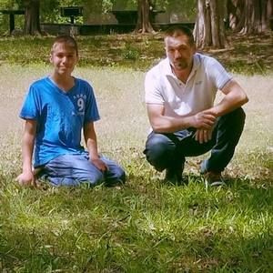 Meet your Posher, Raymond